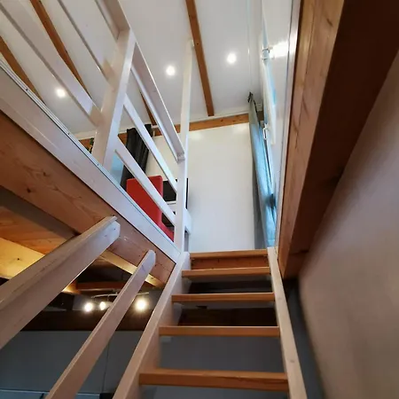 Oberschwaben - Stelzenhaus Im Naturparadies Mit Mehreren In
