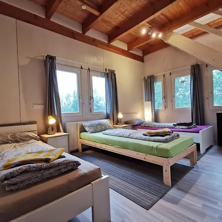 Oberschwaben - Stelzenhaus Im Naturparadies Mit Mehreren In Bad Schussenried