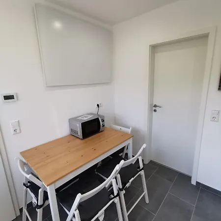 Apartment Oberschwaben - Stelzenhaus Im Naturparadies Mit Mehreren In *